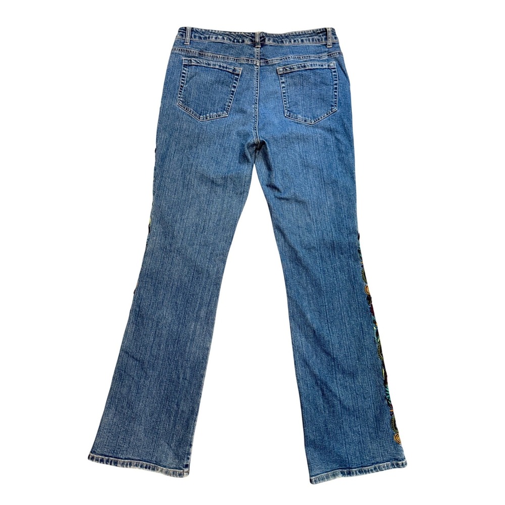 A.M.I. "Y2K Vintage Embroidered Flare Jeans - Picture 4 of 4
